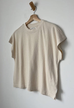 Le Bon Shoppe - Jeanne Tee